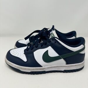 Nike Dunks Low Obsidian Vintage Green